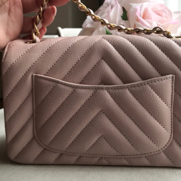 Chanel Chevron Flapbag - Picture 4 of 7